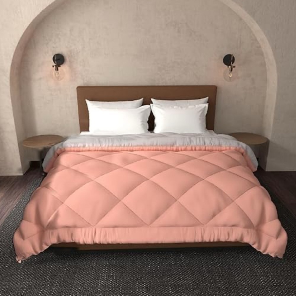 Comforter Queen 200 GSM Microfiber Filling/Lightweight Super Soft Reversible - Picture 1 of 5